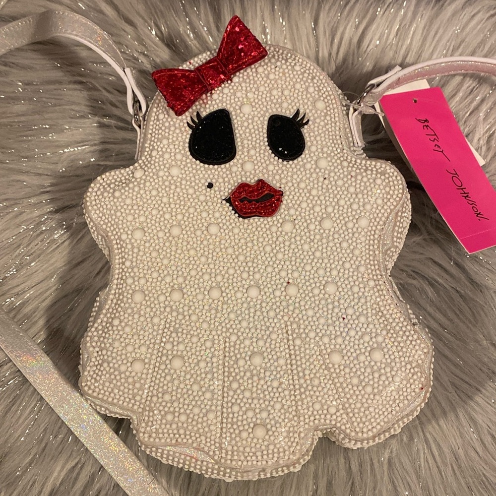BNWT BETSEY JOHNSON RARE White Beaded Ghost with Red Sequin Bow Crossbody Bag